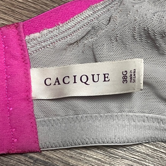 Cacique 38G Plunge Bra - Picture 5 of 5